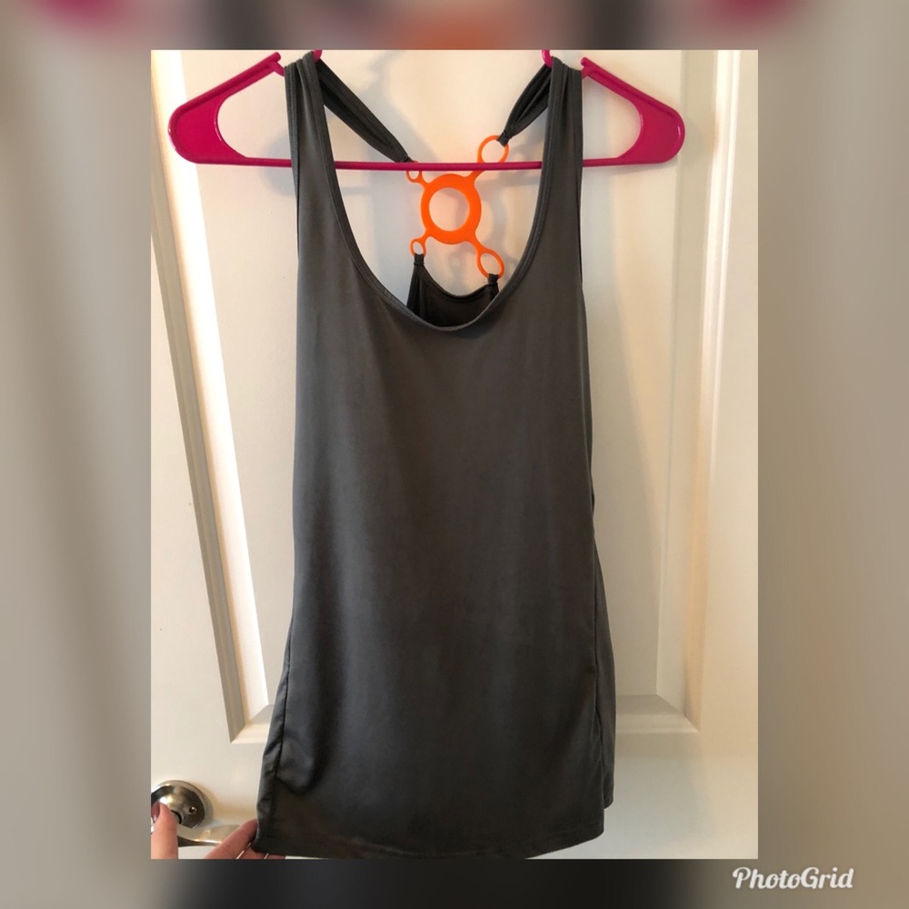 Orangetheory dry fit tank top.